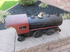 OLD TIN LOCOMOTIVE TOY TRAIN *BARN FIND CONDITION* GREAT PATINA ORIGINAL PAINT.