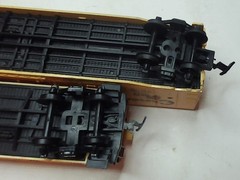 HO Scale Chessie System 3 Bachmann 50′ Box Cars and 1 Life-Like Caboose (RS630)