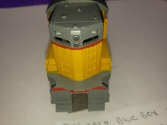 SD9 SHELL ONLY UNION PACIFIC 457 ATHEARN HO SCALE 3826 NO LENSES