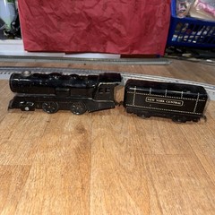 MARX O GAUGE 833 WIND UP PRESSED METAL 0-4-0 STEAM LOCOMOTIVE RUNS New York Car