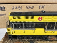 Very Nice Lionel Original Postwar #2331 Black/Yellow Virginian FM w/OB