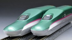 TOMIX 98497 JR Series E5 Tohoku Hokkaido Shinkansen Hayabusa 4-Car Set N Scale