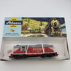 JP HO Athearn 3211 EMD GP35 Powered Burlington Route F74 CB&Q DC NIB
