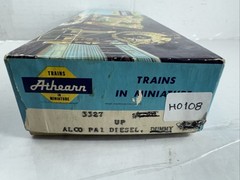 Athearn PA-1 DUMMY Union Pacific #605 Diesel Locomotive Engine For Train Set
