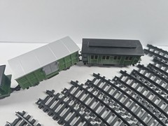 Vintage New-Ray 1:72 Train Set Steam EngineCars Tracks Lot