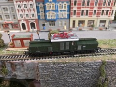 Roco DB BR 80 Electric Locomotive 63870 HO Scale DCC Ready