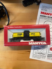 Mantua Train Set. Original Instructions, box, control. Many cars and Locomotive
