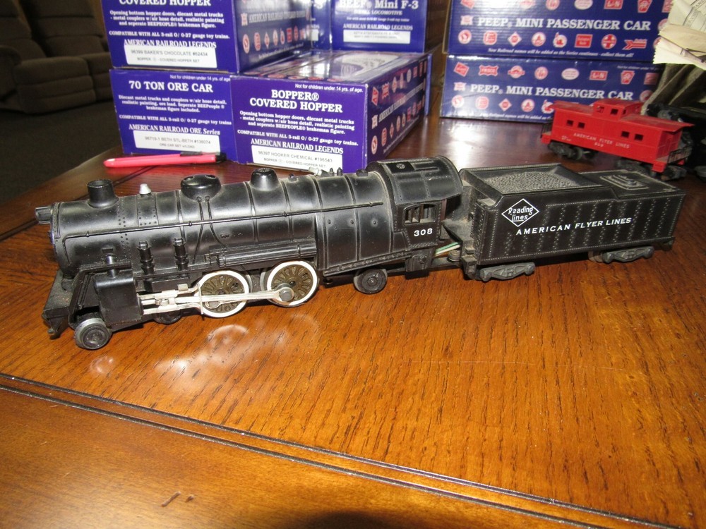 AMERICAN FLYER S GAUGE LOCOMOTIVE READING LINES 308