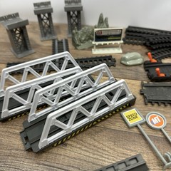 Trans Euro Express Jakks Pacific 2012 Model Train & Track & Accessories 50+ Pcs