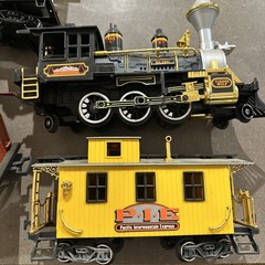 VINTAGE Timberwolf And Redwood New Bright 1986 Train Set Untested