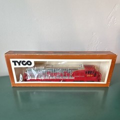 TYCO HO Santa Fe 4-6-0 Steam Locomotive No. 350 Light Function Red/Silver