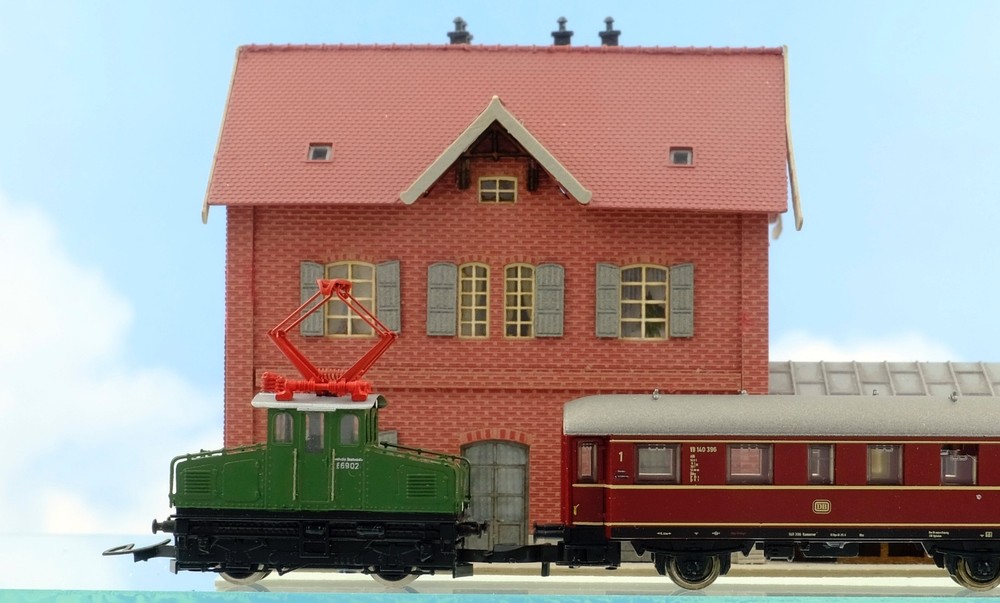 Z Modellbau Dr. Andreas Scheibe E 69 02 (DB) #2101 Locomotive Z Gauge