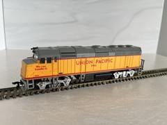 Vintage HO Train Life-Like F40 Union Pacific #3901 Diesel Locomotive