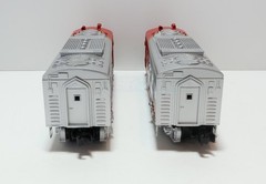 Lionel Santa Fe Super Chief Locomotive & Passenger Set (O Scale)