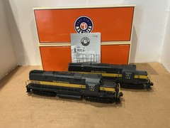 Lionel Seaboard ALCO C-420 Diesel Locomotive Power Unit And Non-Power Unit