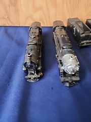 Vintage Set Of Unbranded Train Heavy Metal Locomotive Looks Great Untested 7”