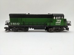 Lionel 6-8650 O Burlington Northern U36B Powered Diesel Locomotive #8650/Box