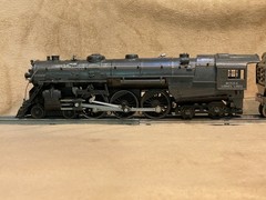 Lionel prewar 763-E Hudson locomotive with 2263W Tender. Spectacular, runs well