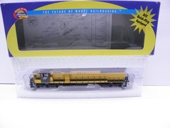 ATHEARN SD-60 CHICAGO & NORTH WESTERN #8017 – HO SCALE CHECKED & RUNS DCC PLUG