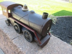 OLD TIN LOCOMOTIVE TOY TRAIN *BARN FIND CONDITION* GREAT PATINA ORIGINAL PAINT.