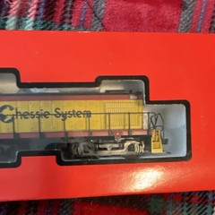 Atlas HO Scale Alco S-4 Diesel Locomotive Chessie System B&O 9010 #8752