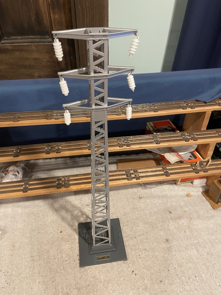 MTH #94 High Tension Tower. Grey Base LN in the box.l