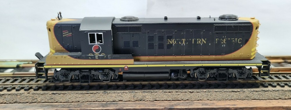 Life-Like HO Proto 2000 #23015 GP7 Pashe II Locomotive