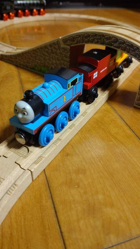 USEDBasic set with conductor Metallic Hiro Companion