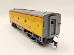 Vintage Mantua/Tyco HO Union Pacific Dummy 537B- Broken Truck