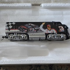 Bachmann HO Scale NASCAR Locomotive 1:87 Model Black Silver Red White Graphics