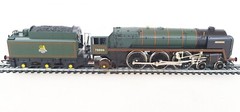 Hornby OO HO British Railways Class BRITANNIA “ROYAL DUTIES” Steam Locomotive MB