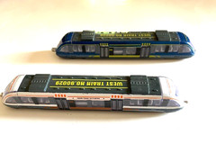 Diecast 7″ Mini Model Bullet Train, West Train No.90029, 1/2″ Wheelbase Lot of 2