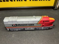 Tyco Shark Nose HO Diesel Engine From Johnson Wax Set, Runs, All Steps, Clean