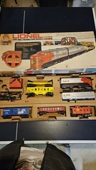 LIONEL THE SANTA FE DOUBLE DIESEL #6-1864 ENGINE #8861 #8862 UNTESTED