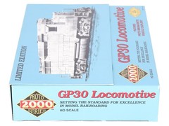 Proto 2000 23082 HO Scale CSX GP30 Powered Diesel Locomotive #4229 LN/Box