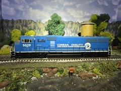 Athearn Genesis HO Scale Conrail SD60M #5529 with DCC/Sound