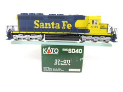 Kato 37-011 HO Scale EMD SD40 Diesel Locomotive ATSF Santa Fe Railroad #5015