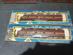 HO AHM PRR E8 (E9) Diesel Loco Powered & Dummy With Kadee Couplers, Both Lighted