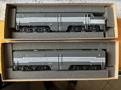 Athearn HO scale NYC Alco PA-1 Powered 3303 & PB-1 Dummy 3363 Engine Set Boxed