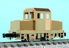N Aru-Model A1058 Steeple Cab Storage Battery Electric Switcher Locomotive Kit