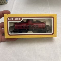 LIfe-Like ~ HO Scale Conoco Single Dome Tank Car ~ New in Box