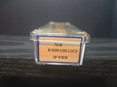 Life-Like Trains N Scale UP Locomotive 7518 See Details & Pictures! US Seller
