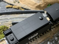 HO Scale 2-6-0 Mogul DC Steam Locomotive Oil Tender Missouri Pacific MP #7800