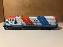 Vintage AHM HO Scale Seaboard Coast Line SCL #1776 Bicentennial GP18 Diesel