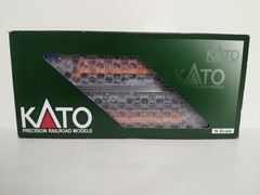 EMD FP7A/F7B, #106-0430 Kato N Scale 2 Engine Set Milwaukee Road #95A, #95B