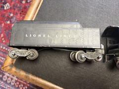Lionel 2037 Vintage O 2-6-4 Die-Cast Steam Locomotive and Whistle Tender 6465W