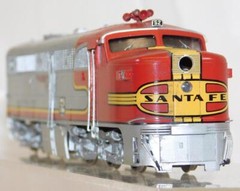 Lifelike Proto 2000 #21653 Santa Fe PA-1 ATSF Diesel engine 52 Runs HO Warbonnet