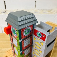 Sodor Paint Company Factory – Thomas The Tank & Friends Wooden Railway Trains