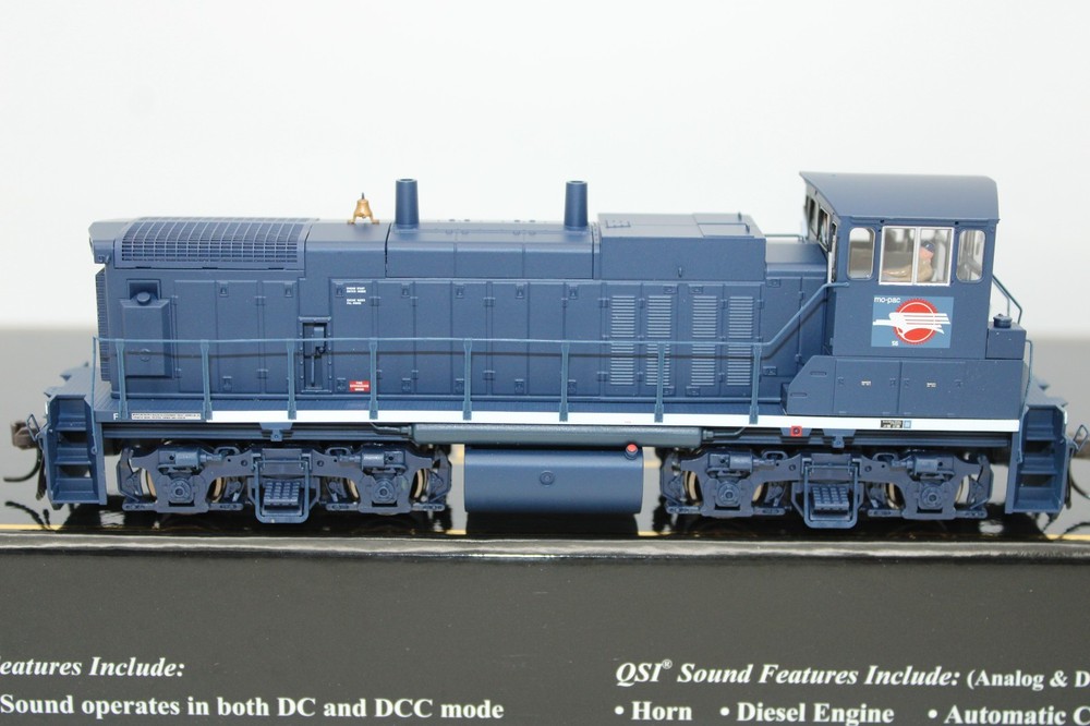 Atlas Master HO MP Missouri Pacific MP15DC Diesel Locomotive No # DCC Sound NOS