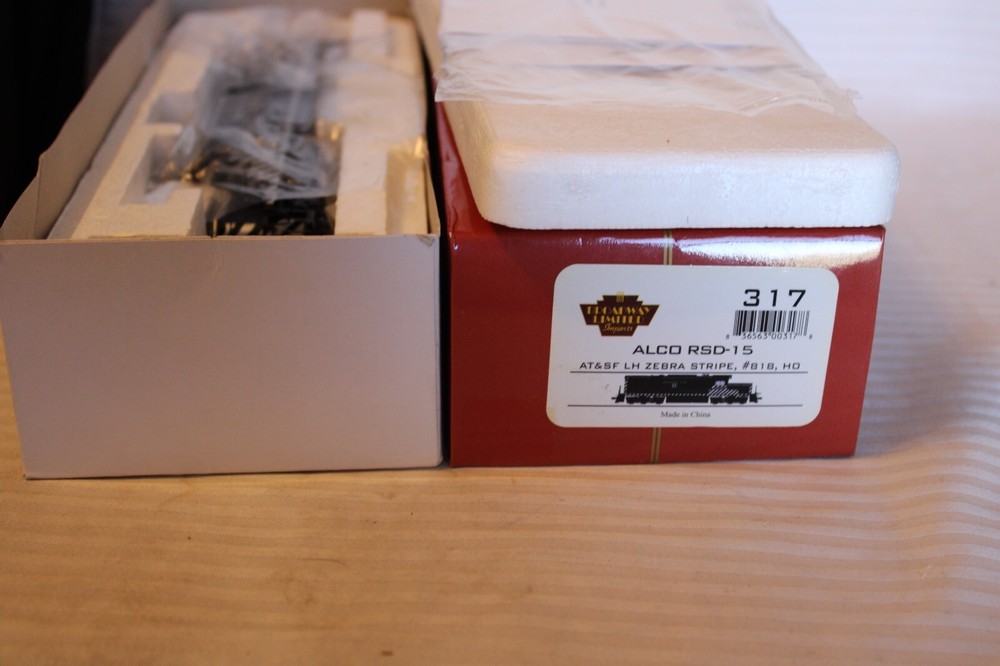 HO Scale BLI, Alco RSD-15 Diesel Locomotive, Santa Fe, Zebra Stripe #818 – 317